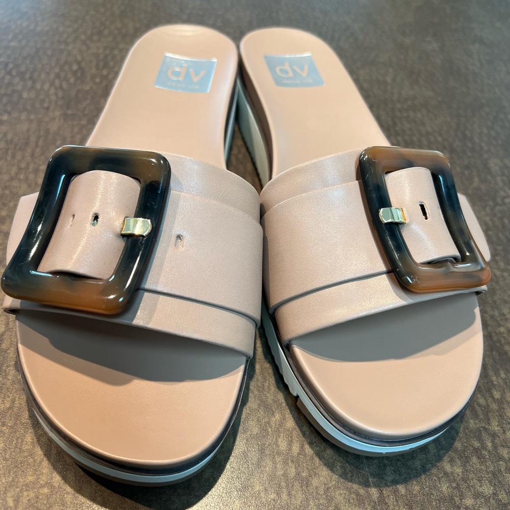 DV by Dolce Vita Caster Sandal worn once in pristine condition